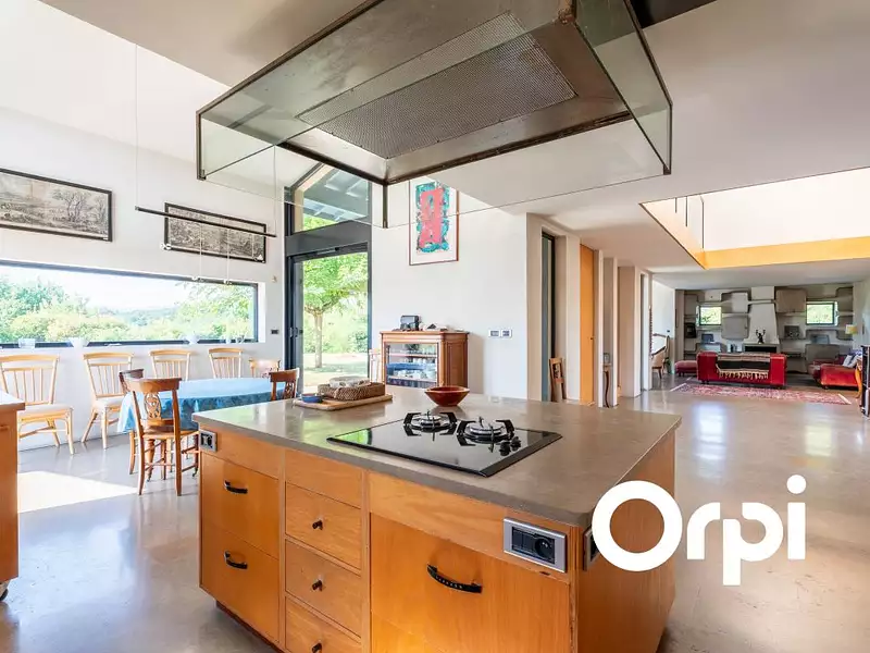 Maison, 199 m²