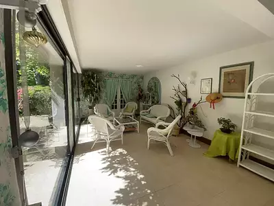 Maison, 311 m²