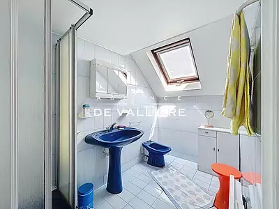Maison, 250 m²