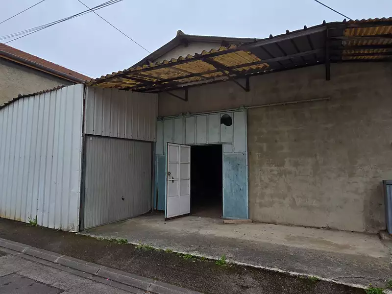 Divers, 200 m²