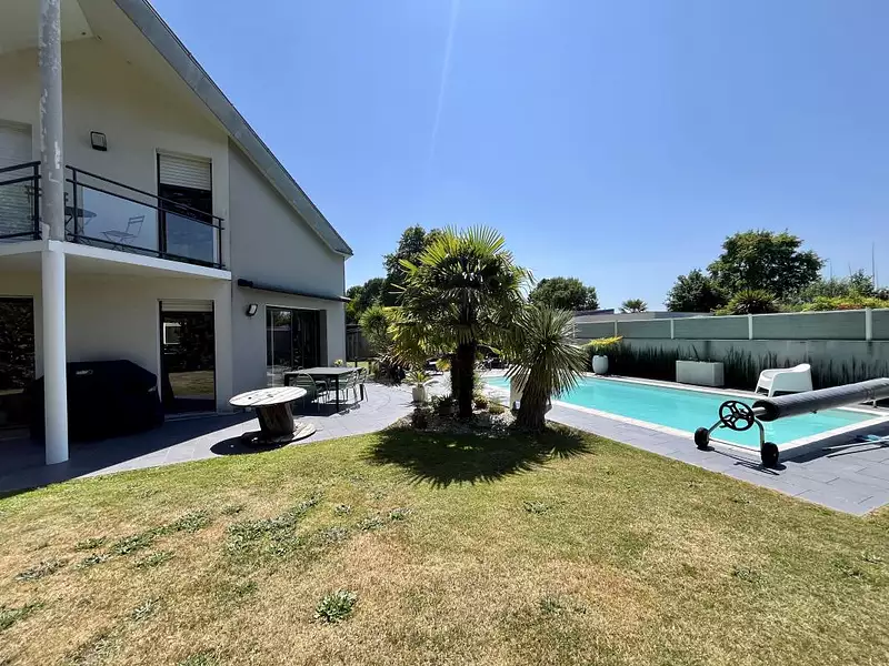 Maison, 160 m²