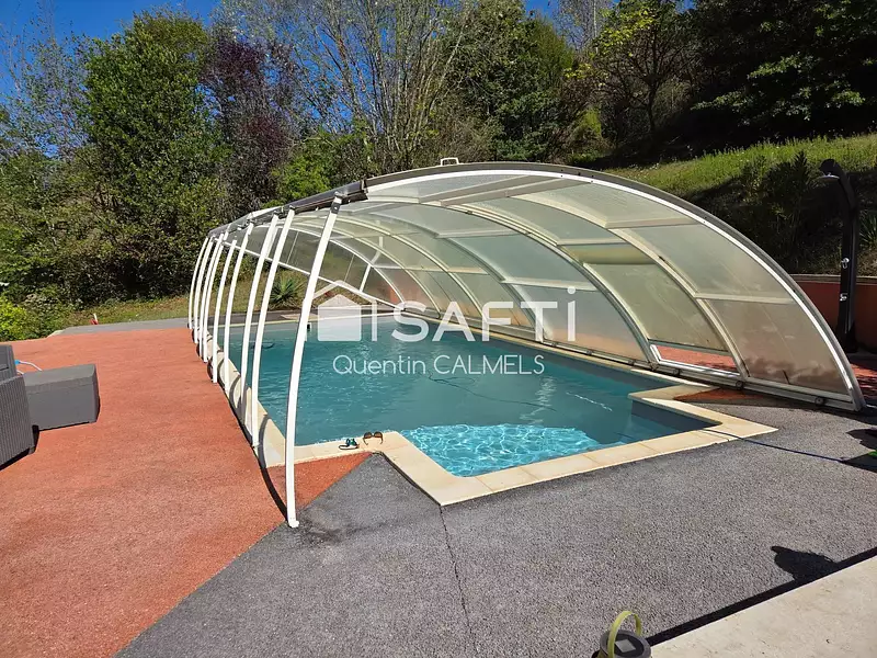 Maison, 220 m²