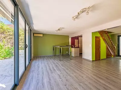 Maison, 111 m²