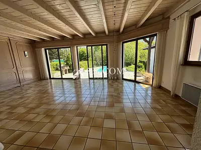Maison, 169 m²