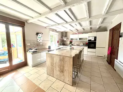 Maison, 165 m²