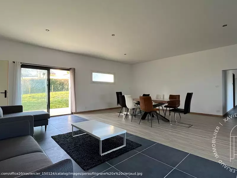 Maison, 157 m²