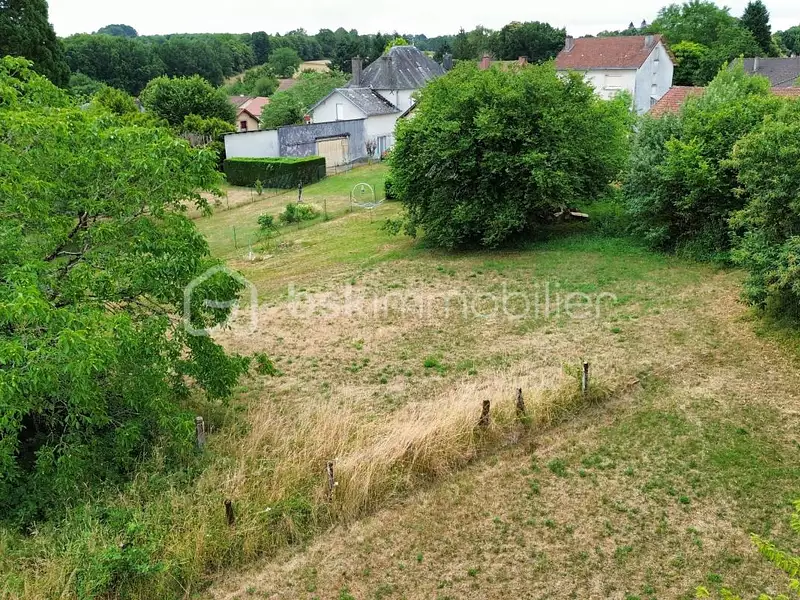 Terrain, 750 m²
