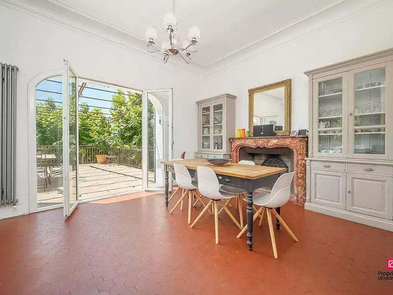 Maison, 196 m²