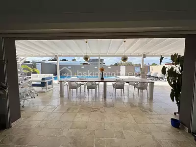Maison, 202 m²
