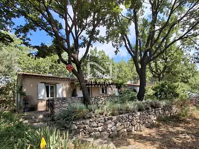 Maison, 180 m²