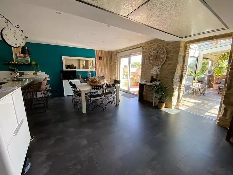 Maison, 186 m²