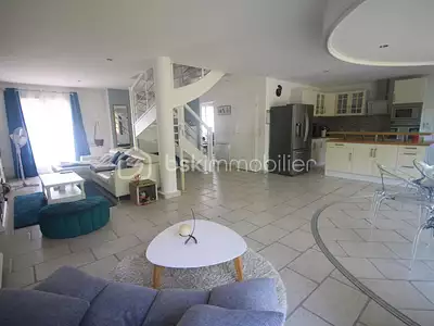 Maison, 150 m²