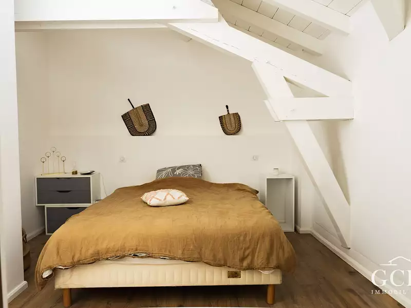 Maison, 243 m²
