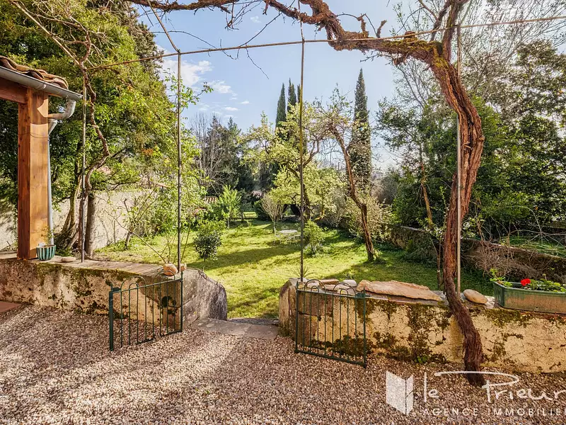 Maison, 340 m²