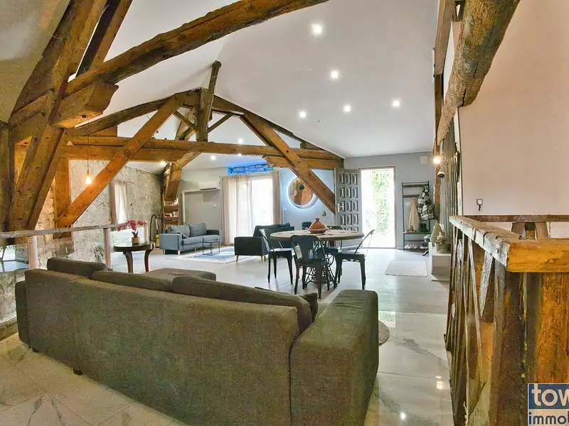 Maison, 343 m²