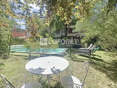 Maison, 346 m²