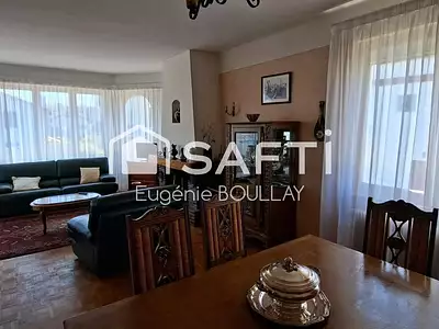 Maison, 185 m²