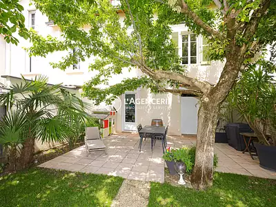 Maison, 157 m²