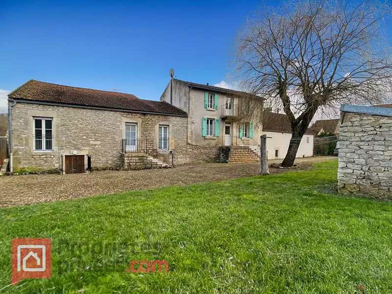 Maison, 104 m²