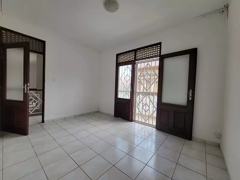 Immeuble, 298 m²