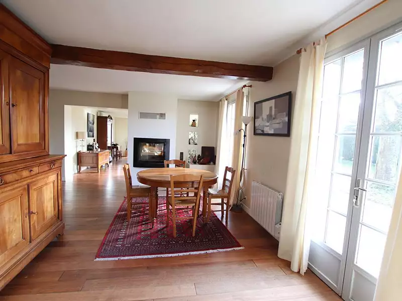 Maison, 200 m²