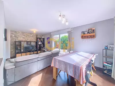 Maison, 83 m²