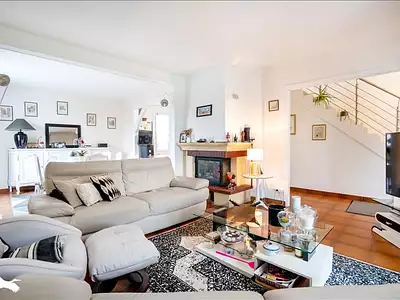 Maison, 167 m²