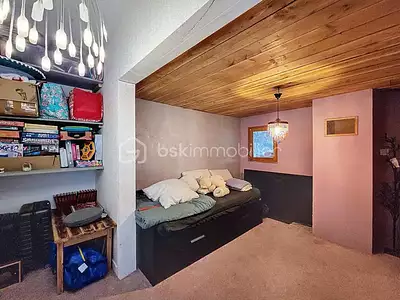 Maison, 252 m²