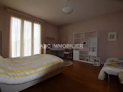 Maison, 257 m²
