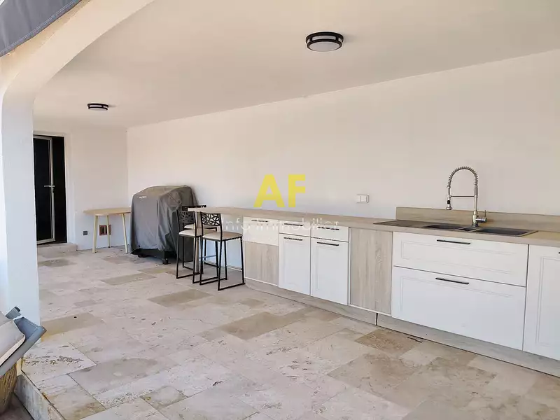 Maison, 217,19 m²