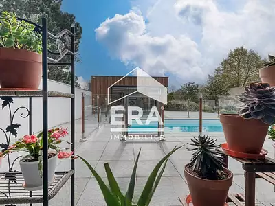 Maison, 381 m²