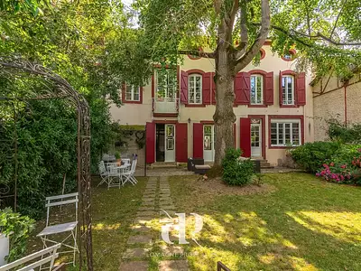 Maison, 346 m²