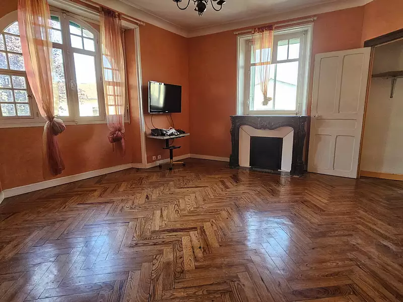 Maison, 240 m²