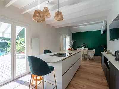 Maison, 231 m²