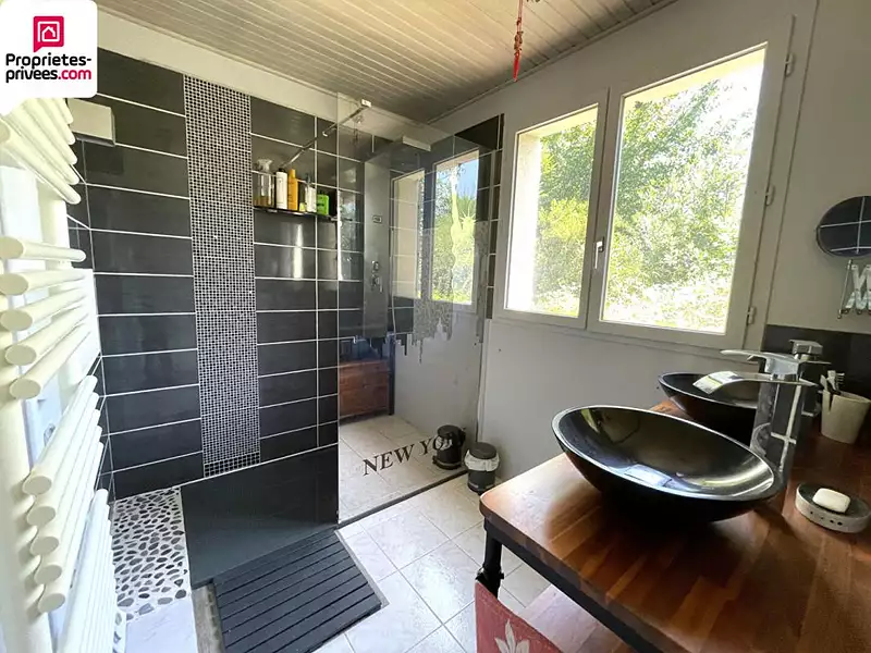 Maison, 164 m²