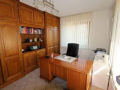 Maison, 179 m²
