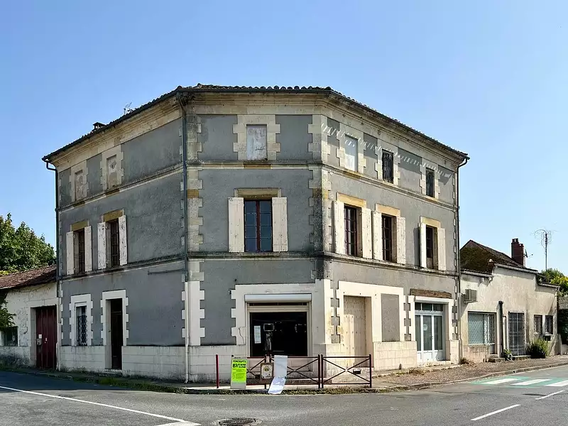 Maison, 270 m²