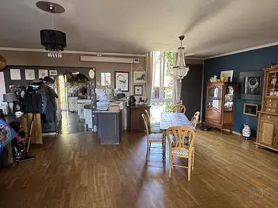 Maison, 300 m²