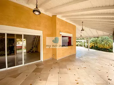 Maison, 168 m²