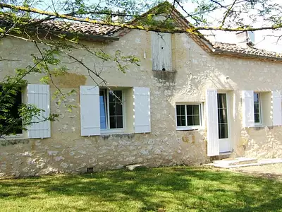 Maison, 736 m²