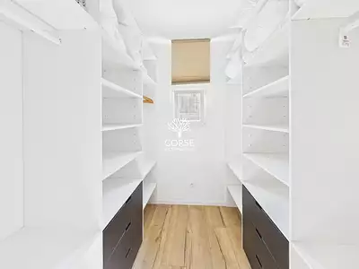 Maison, 325 m²