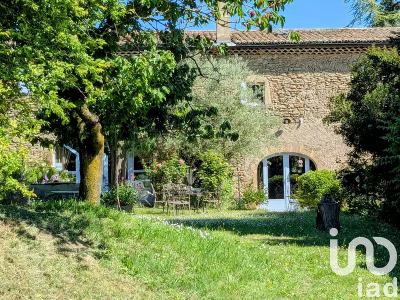 Maison, 330 m²