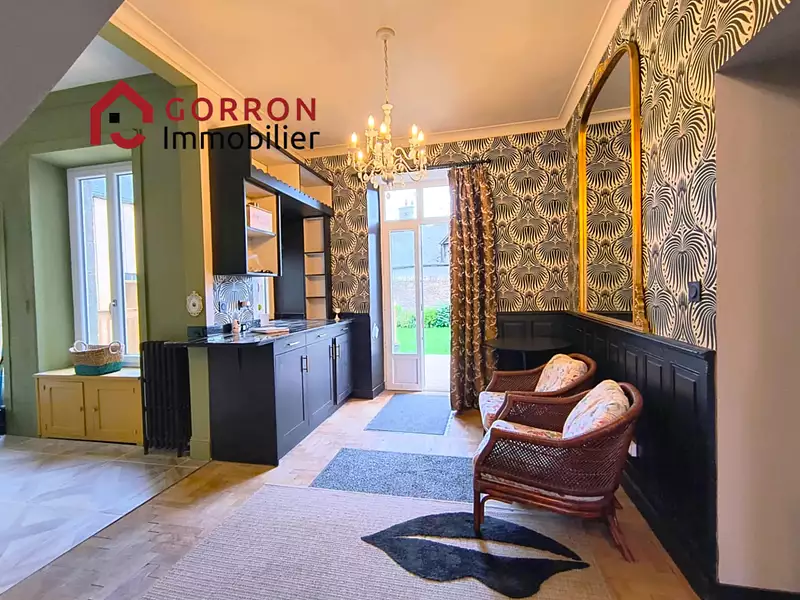 Maison, 224 m²