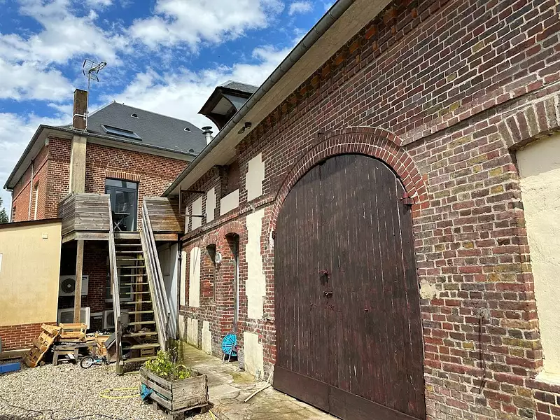 Immeuble, 330 m²