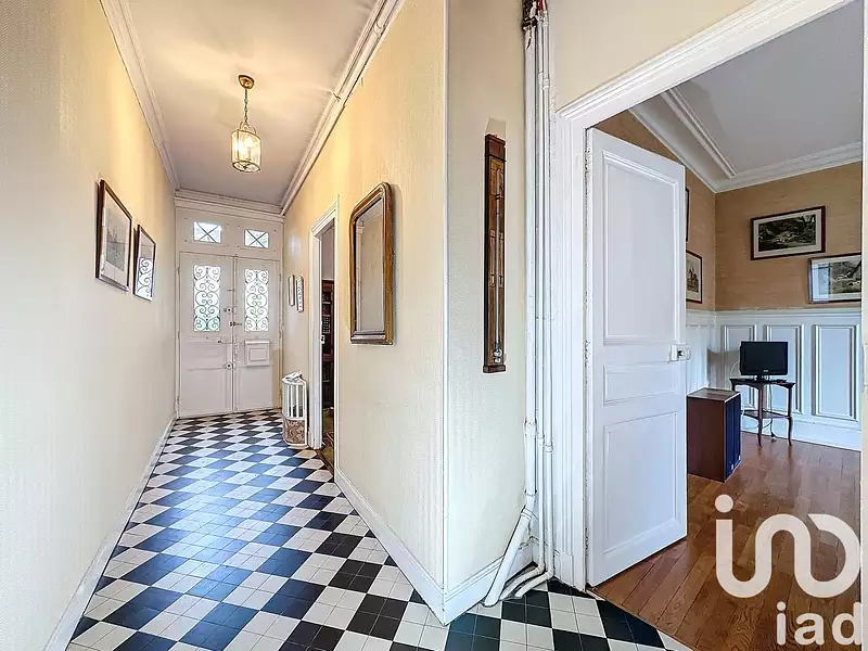 Maison, 184 m²