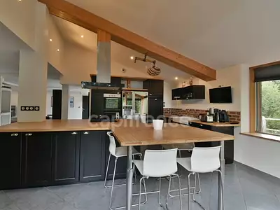 Maison, 190 m²