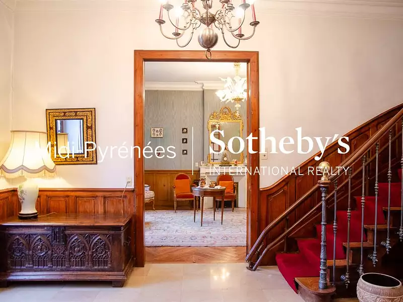Maison, 556 m²