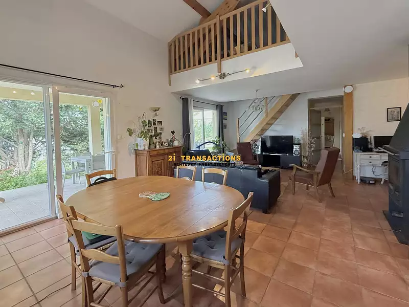Maison, 150,6 m²
