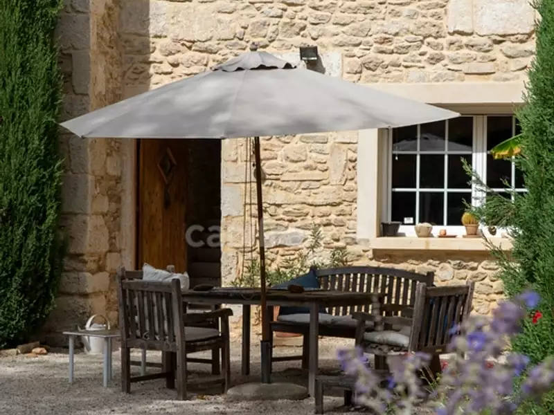 Maison, 560 m²