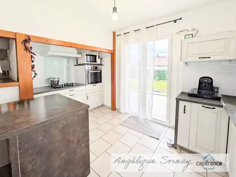 Maison, 167 m²